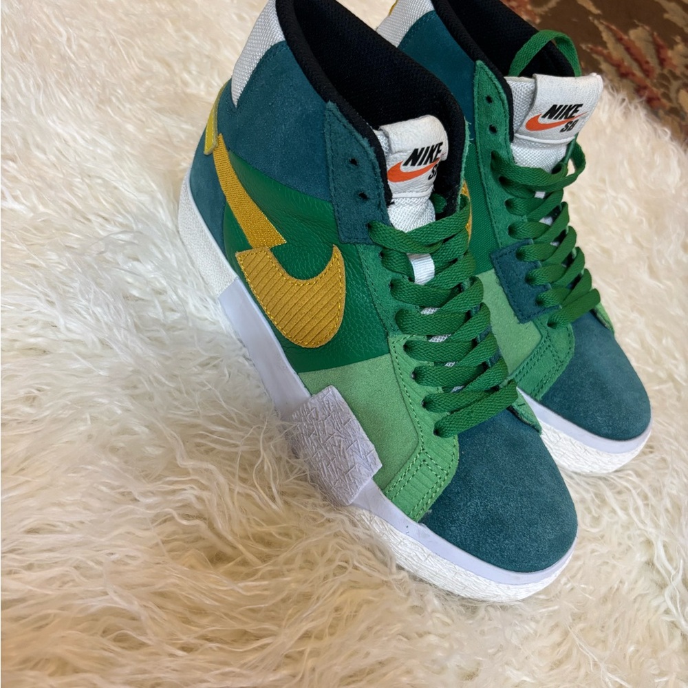 Nike SB Zoom Blazer Green and Gold High-Top Sneakers